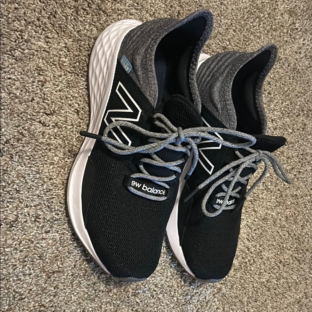 New Balance Black and Gray Sneakers with Cushioned Sole